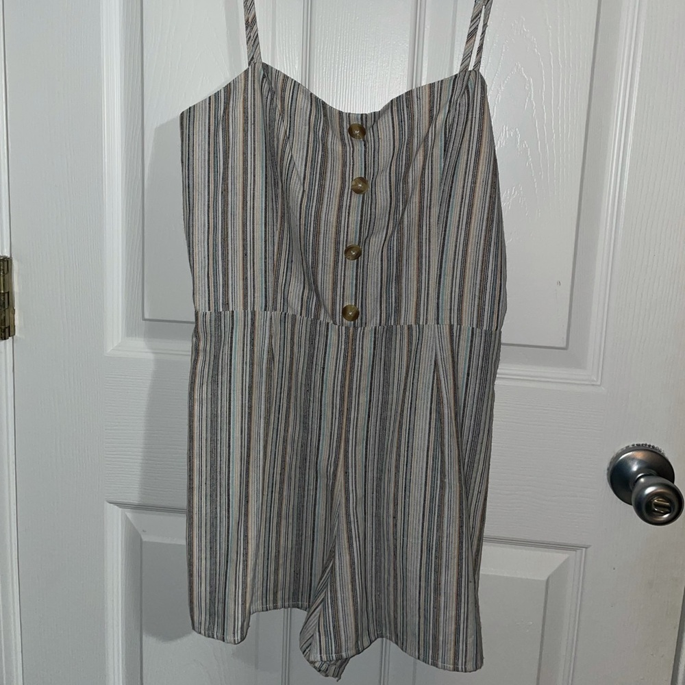 Altar’d state women’s romper size medium